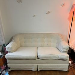 Vintage Love Seat Tufted Couch
