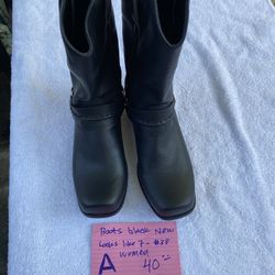 Black Boots Size 7