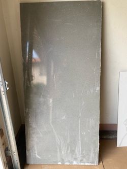 Gray quartz countertop remnants – kitchen, bathroom, workbench (3 pieces)