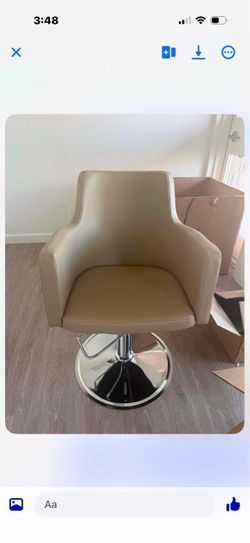 Salon Styling Chair with Chrome Base