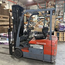 Toyota Electric Forklift - NEW Tires & Full Service - Verified at Shop
