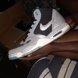 Flights Nike