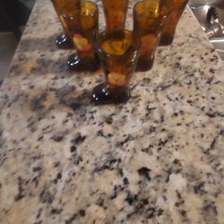 Perfect Party Shots Glass! Set of 6 Mod-Dep Italian 1960's amber boot shot glasses with pansy applique