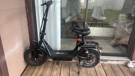 Sport Electric Scooter with Seat