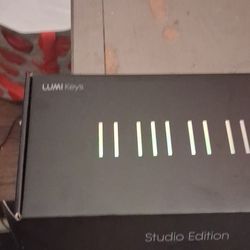 Samsung Super Fast Wireless Charger Duo (Max 15W). 