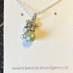 Sterling Diver Charm Cow W Authentic Pearl And Sterling Chain