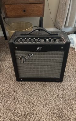 Mustang 1 Fender Amp