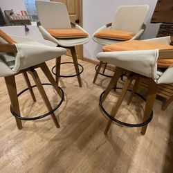 Chairs 4 With Pads Included 