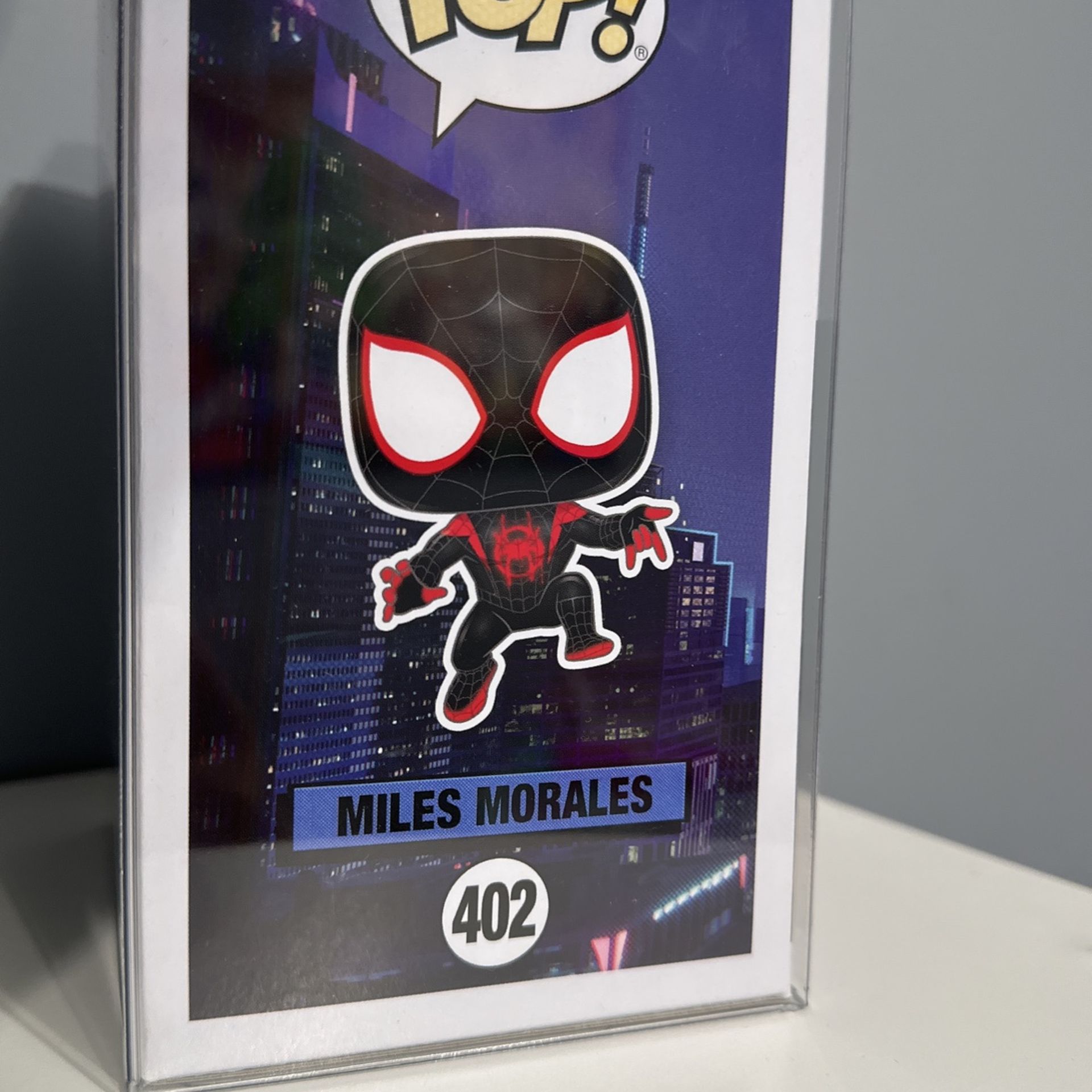 Spider-man Funko pop 402 Miles Morales ( FOOTLOCKER EXCLUSIVE) for