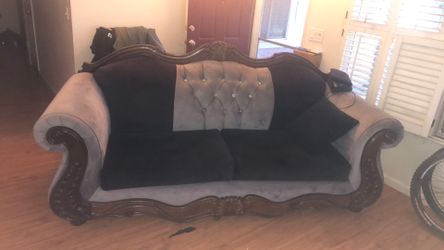 Couch and love seat great condition
