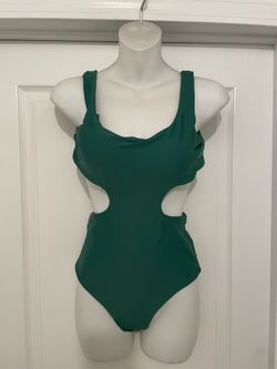 Bathing suit