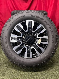 2026 GMC Sierra Ultimate Denali 2500 8 Lug 20 Inch OEM Wheels