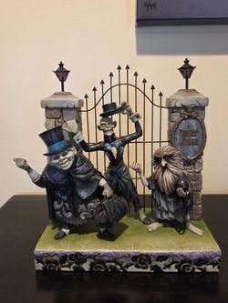 Haunted Mansion Hitchhiking Ghosts
