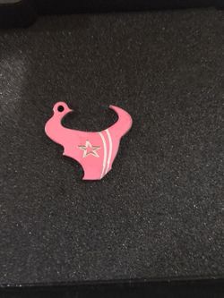 Texans Charm in pink
