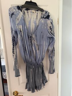 Beautiful brand new cover-up