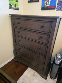 Basset Baby 5 Drawer Tall Wardrobe/Dresser