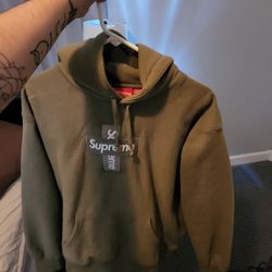 supreme hoodie