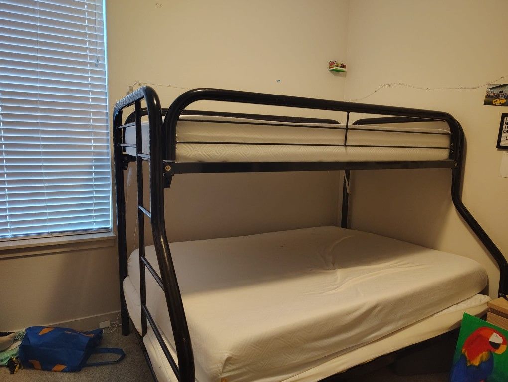 Black Twin/Full Metal Bunk Bed