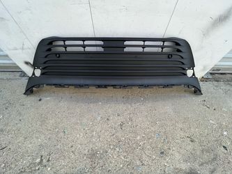 Toyota Venza Front Bumper Lower Grille W/ Sensor Ports 2021 22 23 2024 Used Oem