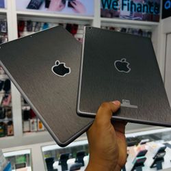 iPad 6th gen WiFi 32gb