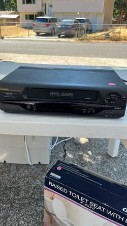Video cassette recorder
