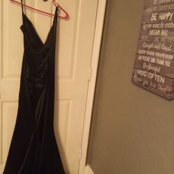 Xs Gorgeous Black Long Dress With A Slit Up The Side,Silk Material 