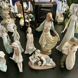 Beautiful Assortment of Lladro Figurines. 