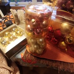 Clearing in Laws.  Xmass Ornaments Red And Gold. All For $50