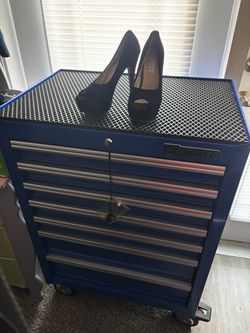 Westward Seven-Drawer Tool Chest On Wheels