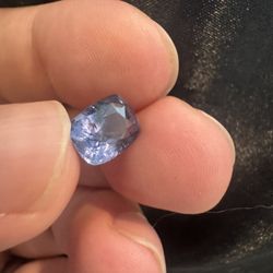Sapphire Color Change Natural 4ct