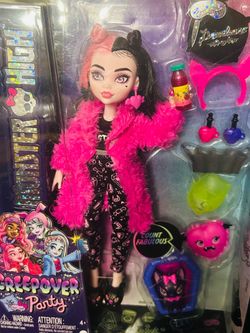 Monster High Creepover Party Draculaura