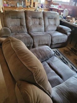 Sofa, Table