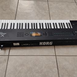 Keyboard Korg X3