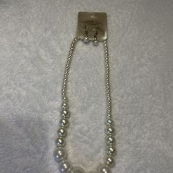 Dream Plus Faux Pearl Necklace And Earrings 