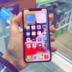 iPhone X 64GB Unlocked