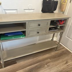 Entry Way Table