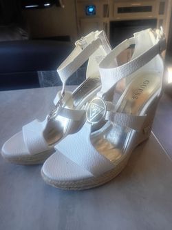 zapatillas GUESS