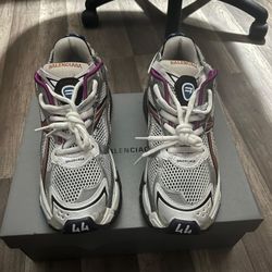 Balenciaga runners