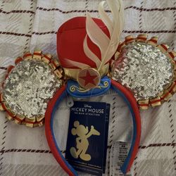 disney ears and backpack 