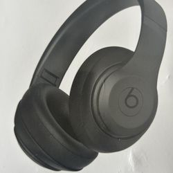 Beats Studio Pro 