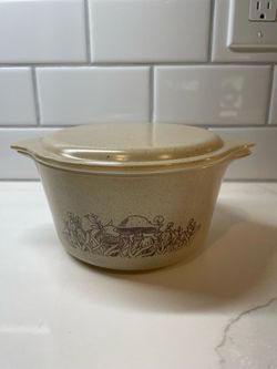 Vintage Pyrex Dish & Lid, Forest Fancies 1 Qt Dish w/Matching Lid