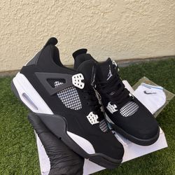 Jordan 4 White Thunder