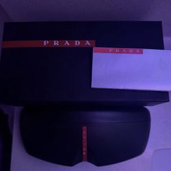 Prada Sunglasses With Case 