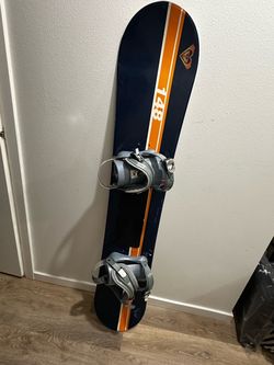 Roxy Snowboard with Bindings
