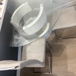 Glass Dining Room Table * NEED GONE ASAP*