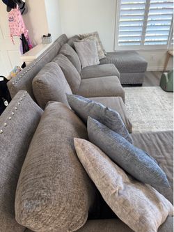 U shaped sectional