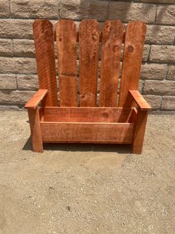 Bench style planter box