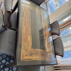 Complete Dining Set - 6 Chairs & Table - Great Condition