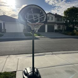 Basketball Hoop 