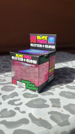 Brand new Needo Pink Glitter